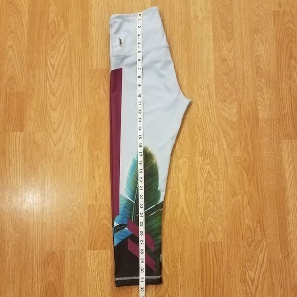 Zella Pure Crop Vision Print Active Leggings sz Sm - Picture 7 of 8